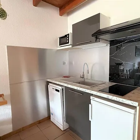 Casa vacanze Maison Rénovée 1 étoile Avec Jardin, 4 Couchages - Fr-1-738-49 Saint-Georges-de-Didonne